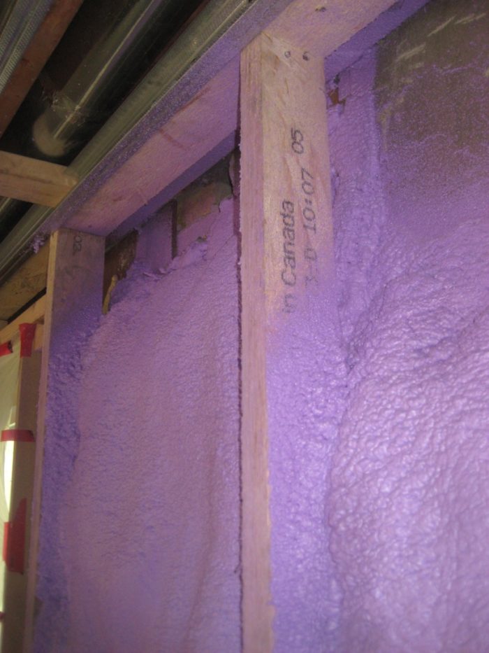 Installing Closed-Cell Spray Foam Between Studs is a Waste -  GreenBuildingAdvisor