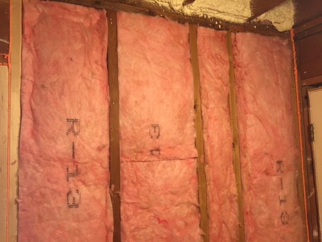 How to Install Fiberglass Insulation In Walls and Ceilings