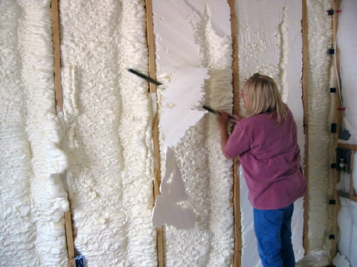 Spray foam insulation - GreenBuildingAdvisor