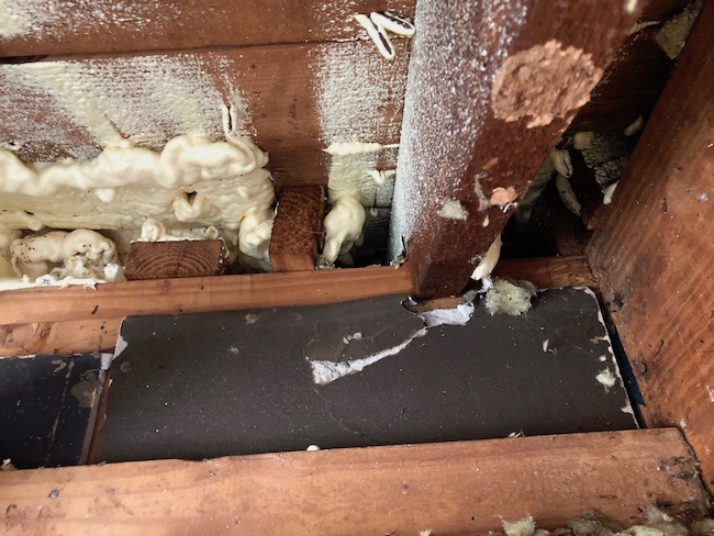 Air leakage sites in the sheathing and at the top plate