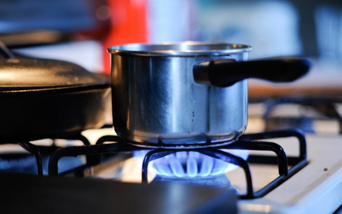 Have a gas stove? How to reduce pollution that may harm health - Harvard  Health