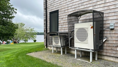 Weather-protected heat pumps